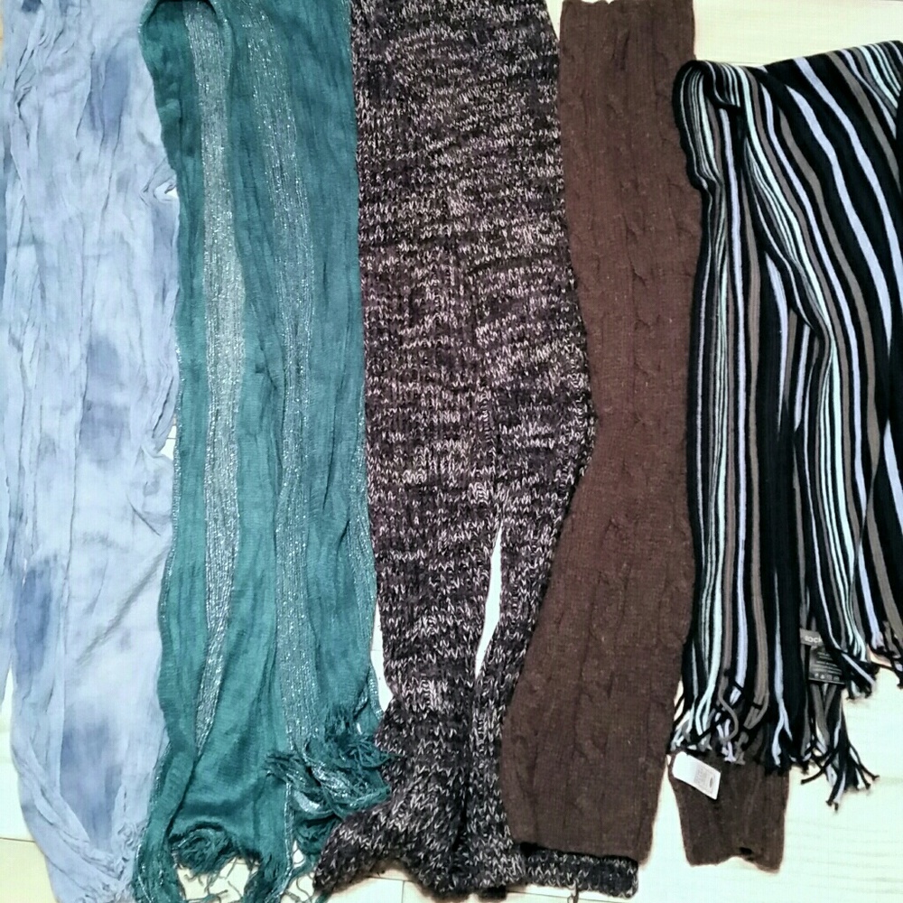 Lot of 5 Ladies Scarves